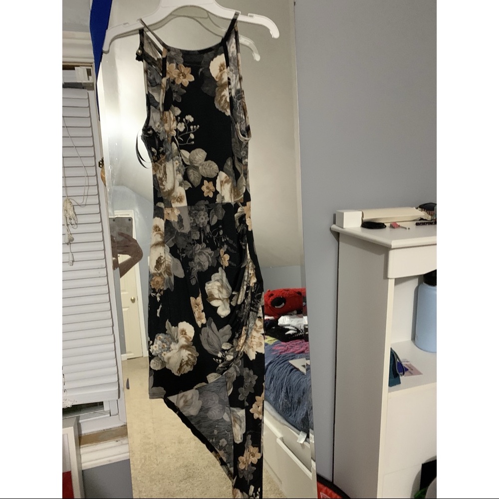 Long floral dress with a slit